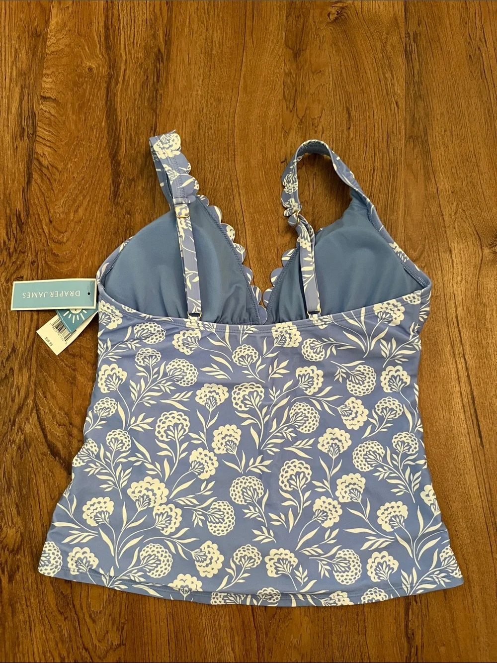NWT Draper James Dahlia Scalloped Swim Top